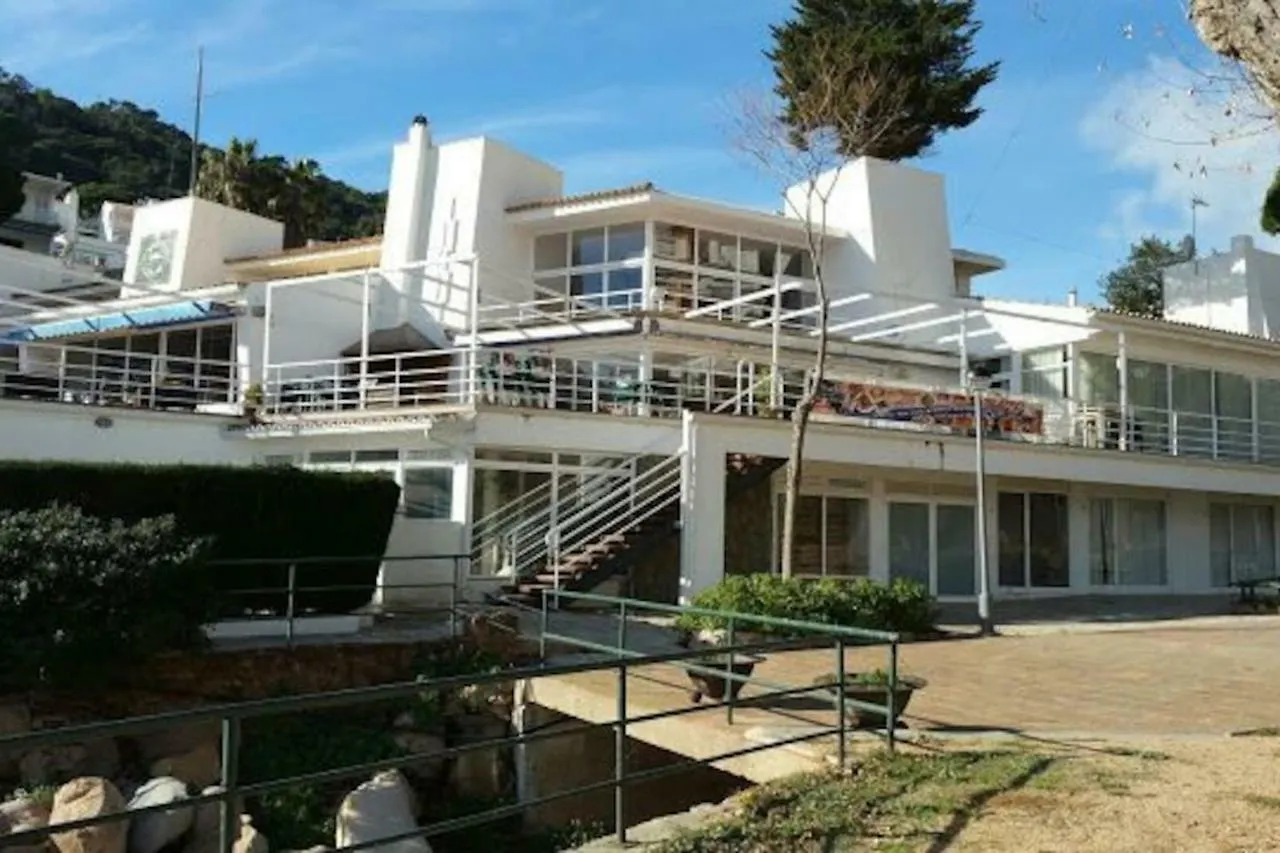 Cala Salions, Chalana II Daire Tossa de Mar İspanya